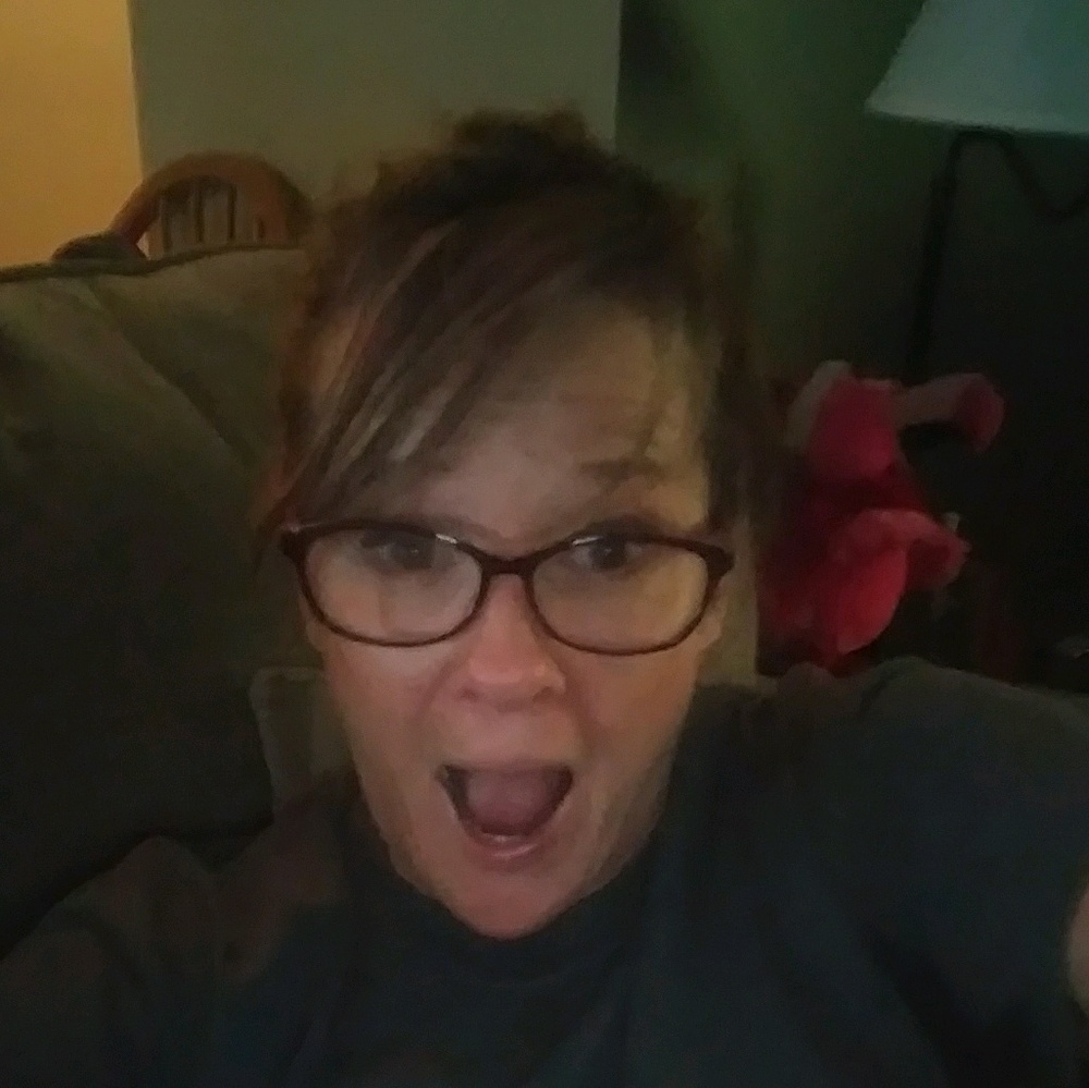 Meet your Posher, Tina